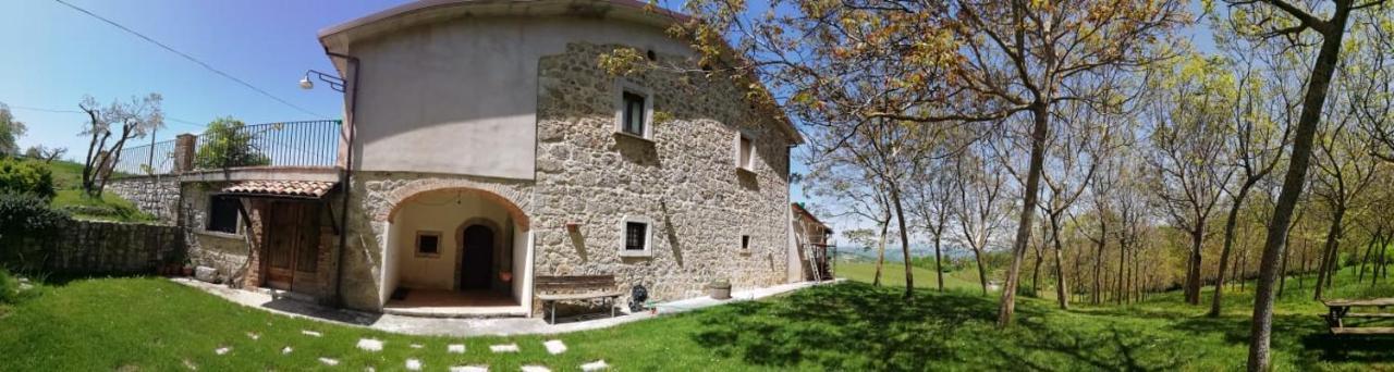 Busso Al Noceto Countryside Bed & Breakfast エクステリア 写真